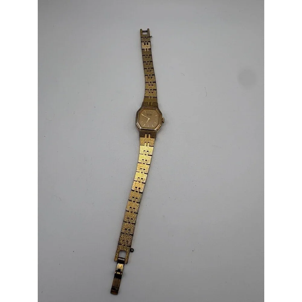 Vintage Seiko Quartz Gold-Tone Textured Watch Cal 7320